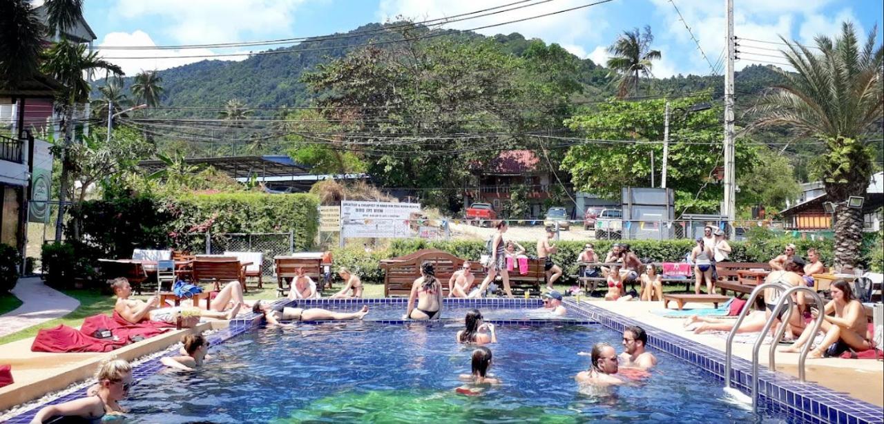 Wet! A Pool Party Hostel By Wild & Wandering Haad Rin Eksteriør billede