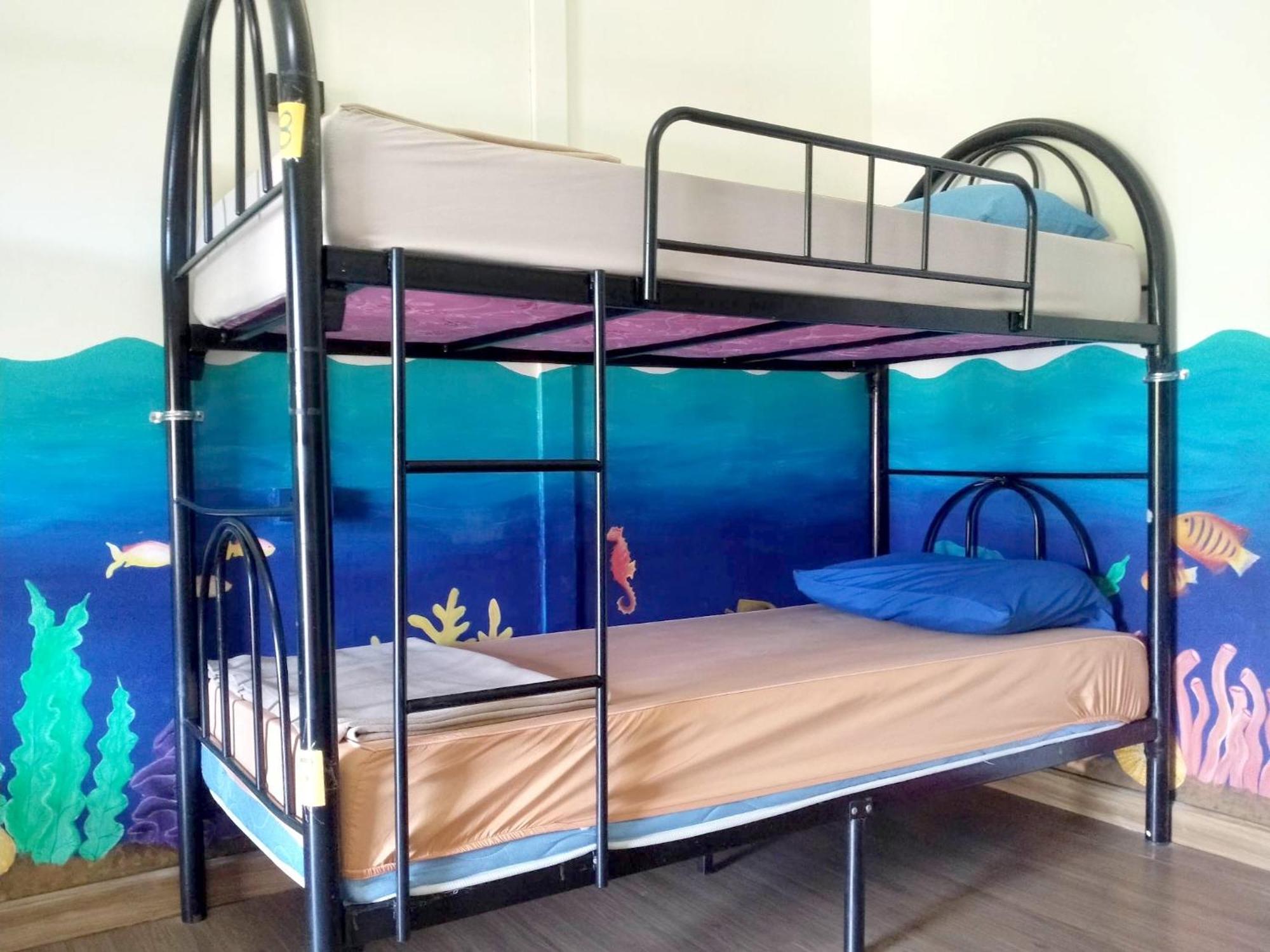 Wet! A Pool Party Hostel By Wild & Wandering Haad Rin Eksteriør billede