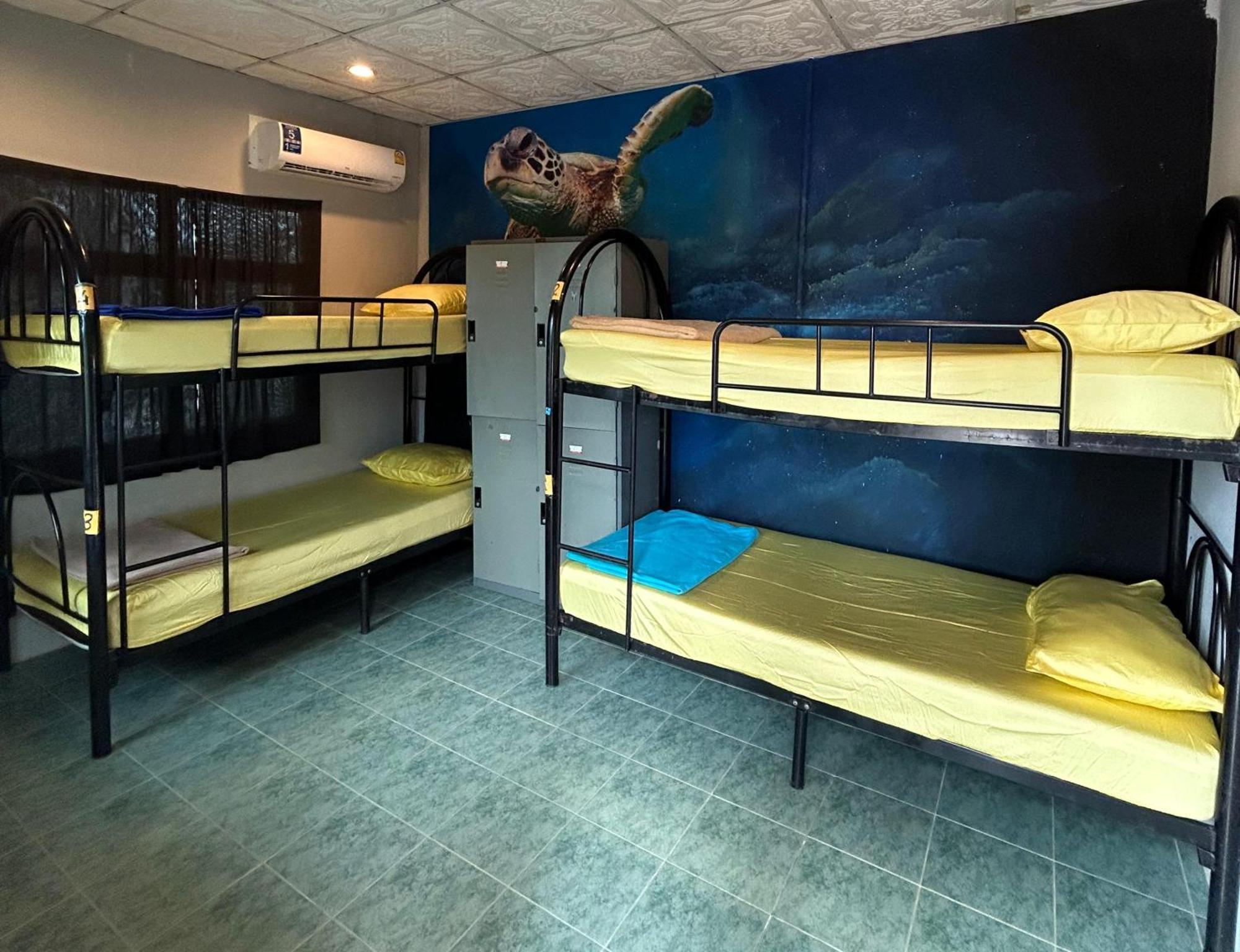 Wet! A Pool Party Hostel By Wild & Wandering Haad Rin Værelse billede